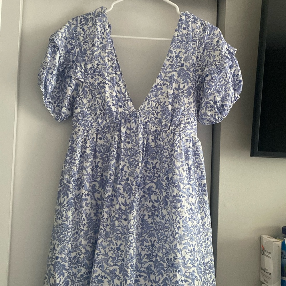 Blue dress
